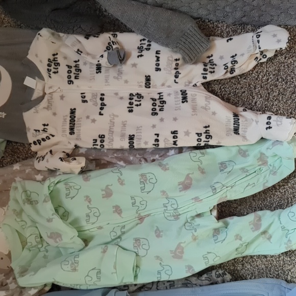 Baby Cozy Bundle Fleece Footies & Bear Ear Onesies W/Hoods 3-6 Mo Mixed 8 pc Lot - Picture 3 of 13